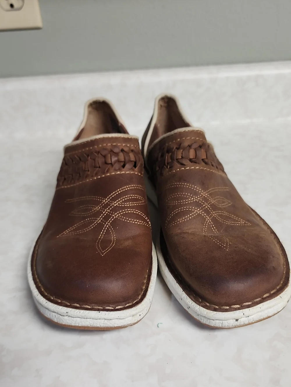 Justin Boots classic brown